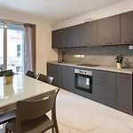 Apartman Spacious 3bd Family With Terrace - By Hostmt