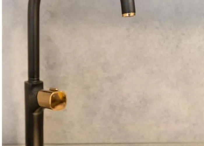 Spacious 3bd Family With Terrace - By Hostmt